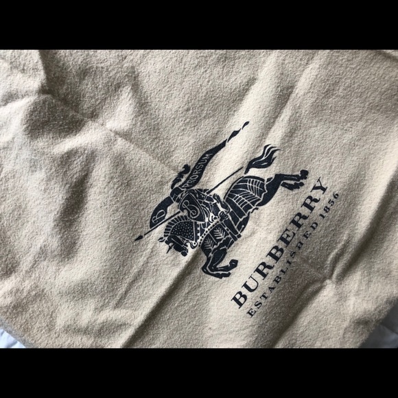 Brown pebbled Original Burberry tote - Picture 6 of 6